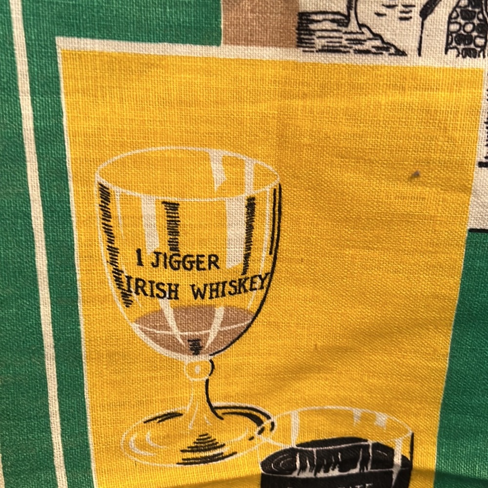 Vintage Irish Tea Towel by Dunmoy. - Picture 6 of 11
